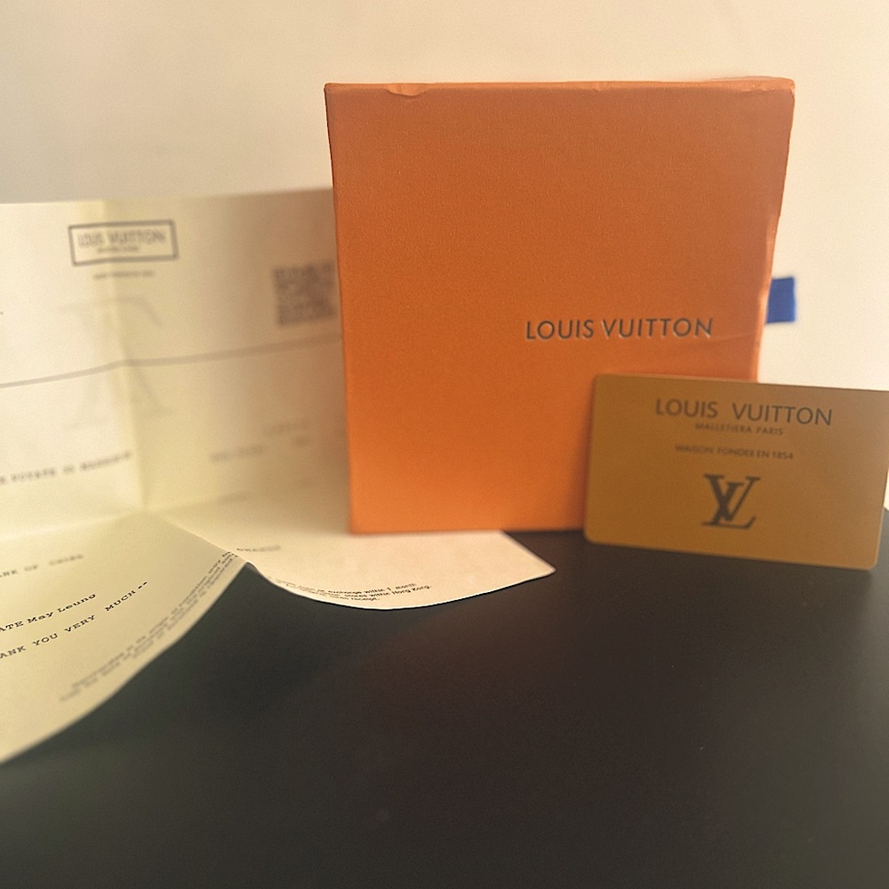 Authentic LOUIS VUITTON Box Gift